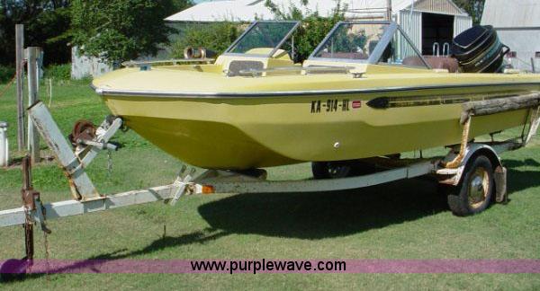 image for item 1001 1976 Cougar 15' boat