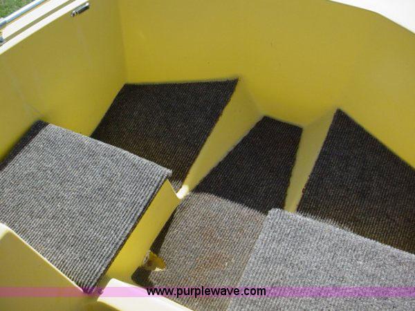 image for item 1001 1976 Cougar 15' boat