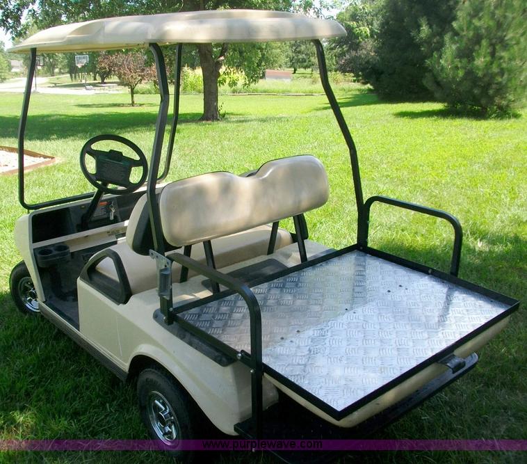 image for item 1003 2002 Club Car electric golf cart