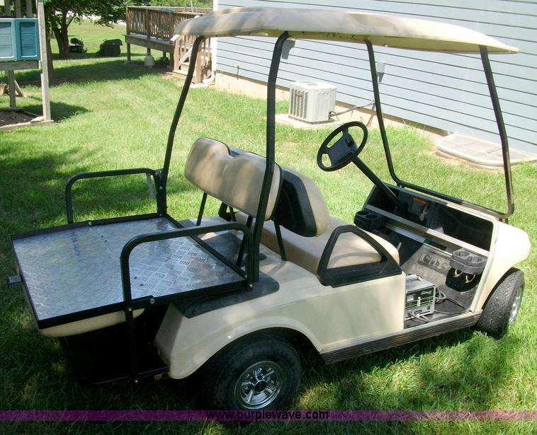 image for item 1003 2002 Club Car electric golf cart