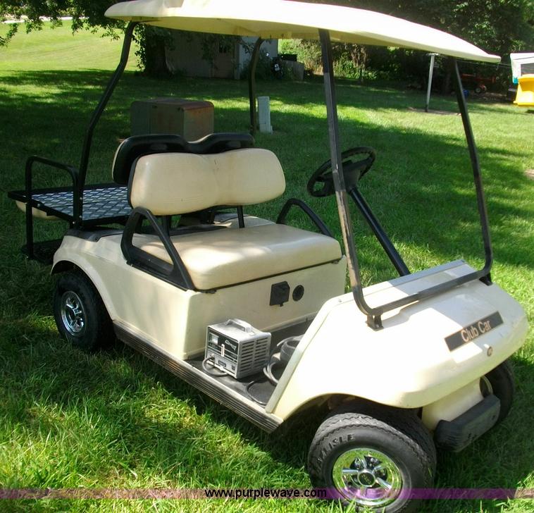 image for item 1003 2002 Club Car electric golf cart