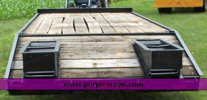 image for item 1016 1988 Towmaster 10 ton trailer