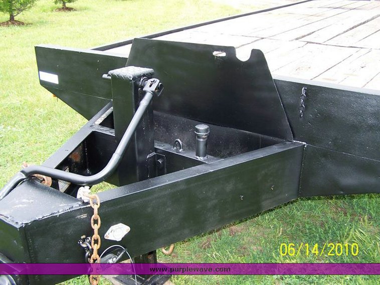 image for item 1016 1988 Towmaster 10 ton trailer