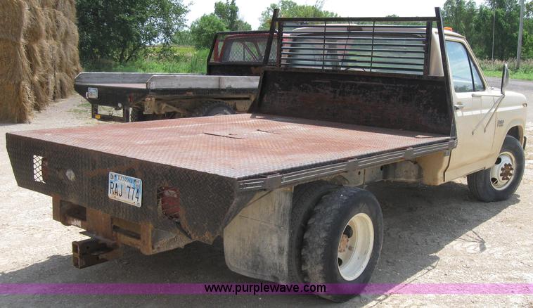 image for item 2014 1985 Ford F350 pickup truck