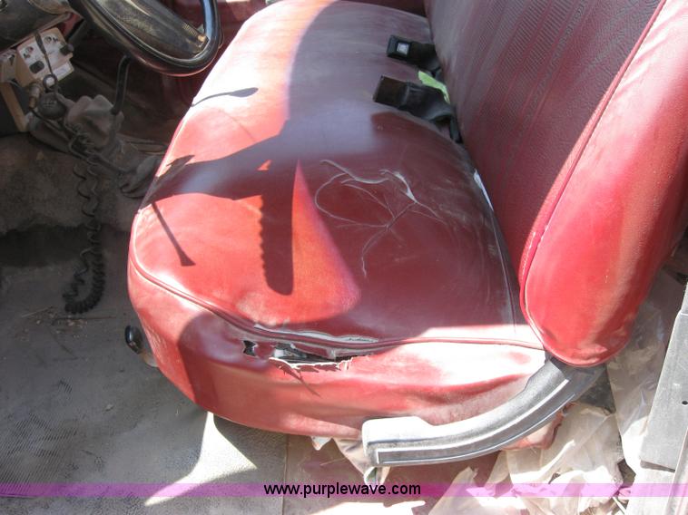 image for item 2015 1983 Ford F250 pickup truck