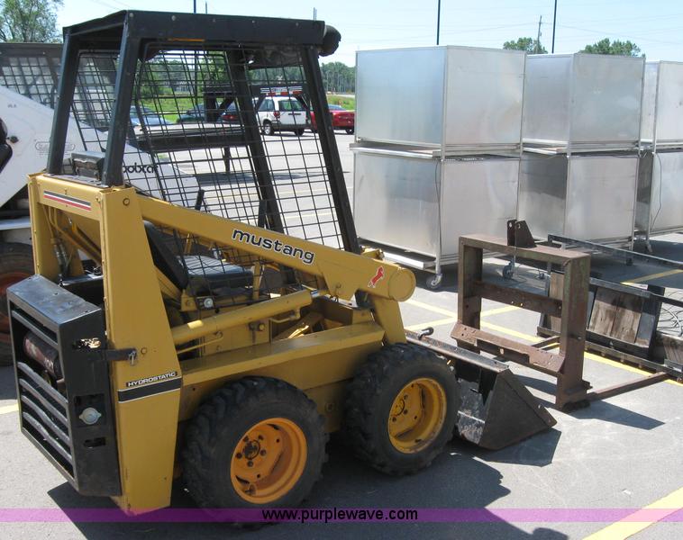 image for item 2051 Mustang 310 skid steer