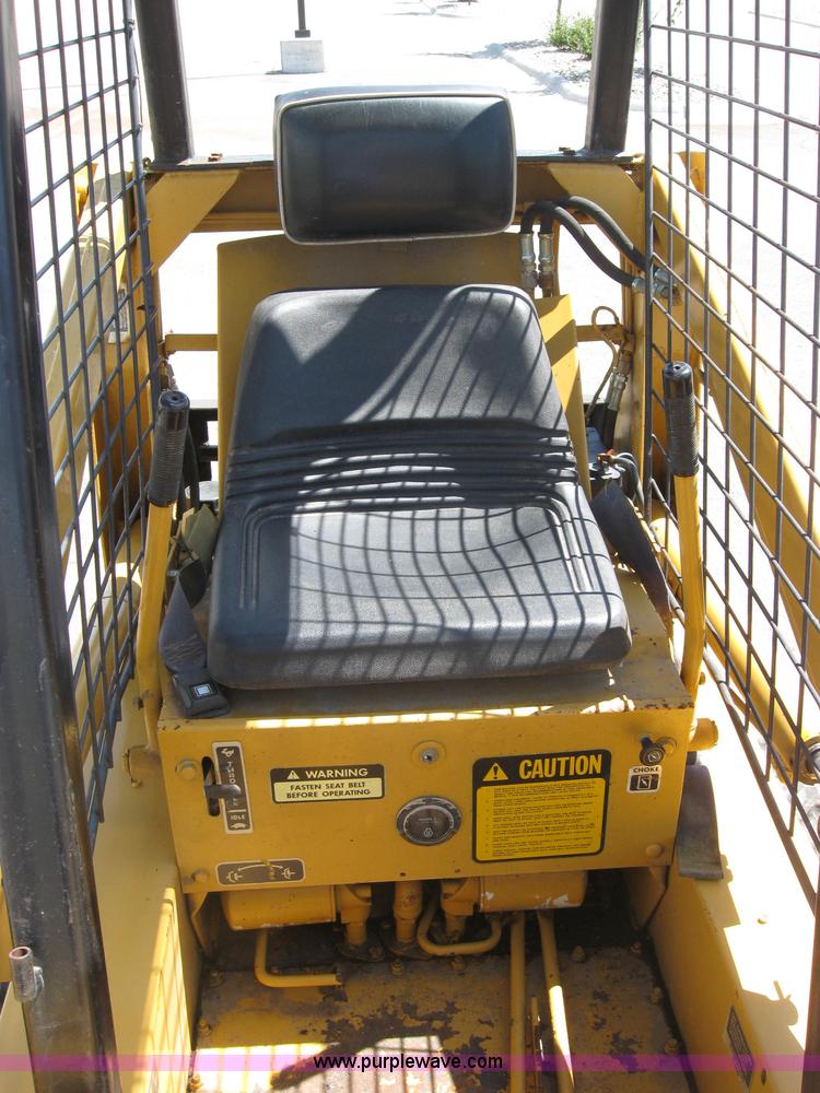 image for item 2051 Mustang 310 skid steer