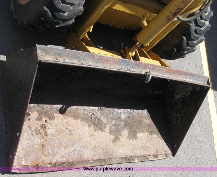 image for item 2051 Mustang 310 skid steer