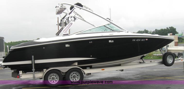 image for item 2090 2007 Mastercraft X-80 STS competition 28' ski boat with trailer