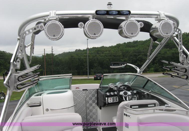 image for item 2090 2007 Mastercraft X-80 STS competition 28' ski boat with trailer
