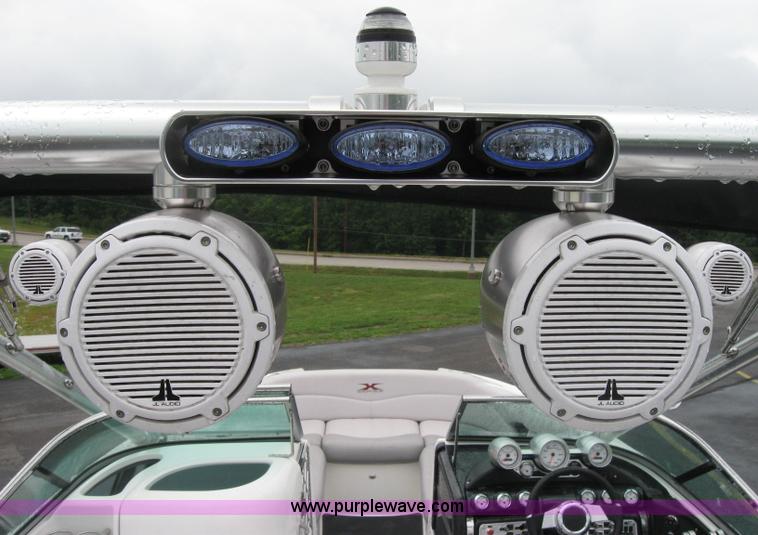 image for item 2090 2007 Mastercraft X-80 STS competition 28' ski boat with trailer