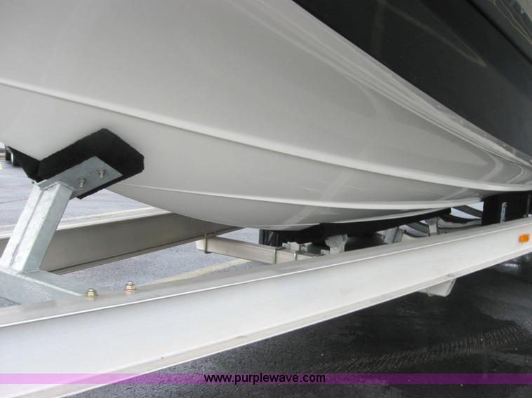 image for item 2090 2007 Mastercraft X-80 STS competition 28' ski boat with trailer