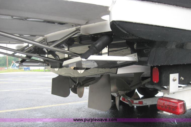 image for item 2090 2007 Mastercraft X-80 STS competition 28' ski boat with trailer