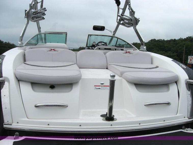 image for item 2090 2007 Mastercraft X-80 STS competition 28' ski boat with trailer