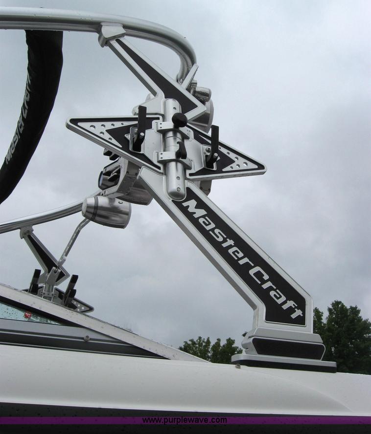 image for item 2090 2007 Mastercraft X-80 STS competition 28' ski boat with trailer