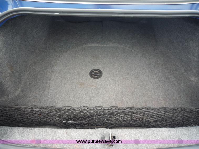 image for item 2151 2004 Chevrolet Impala LS