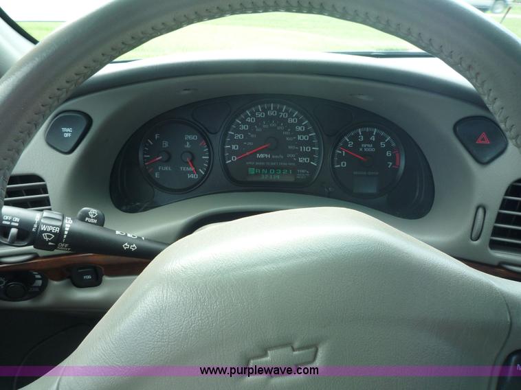 image for item 2151 2004 Chevrolet Impala LS