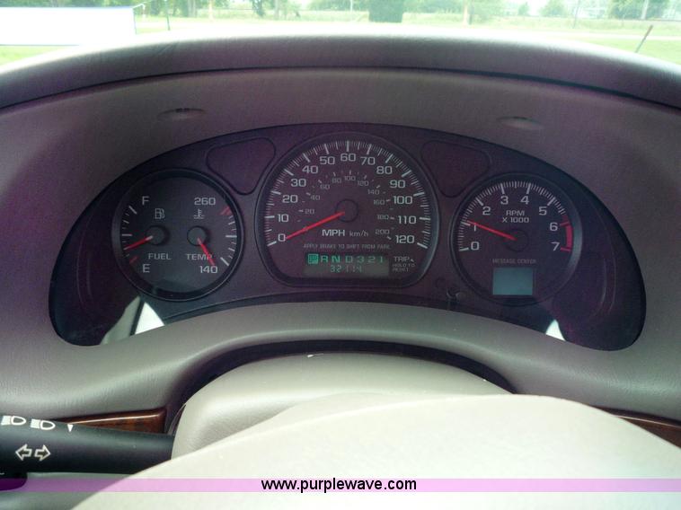 image for item 2151 2004 Chevrolet Impala LS