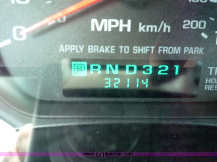 image for item 2151 2004 Chevrolet Impala LS