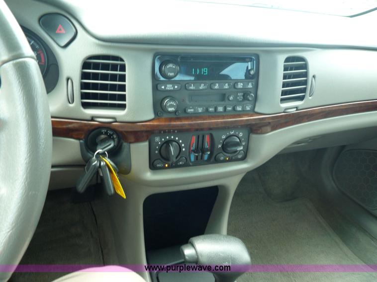 image for item 2151 2004 Chevrolet Impala LS