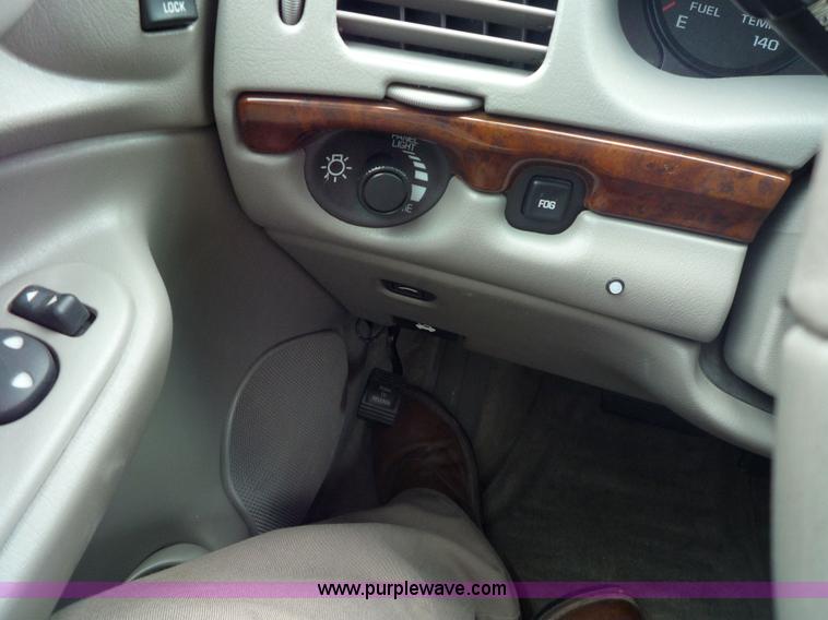 image for item 2151 2004 Chevrolet Impala LS