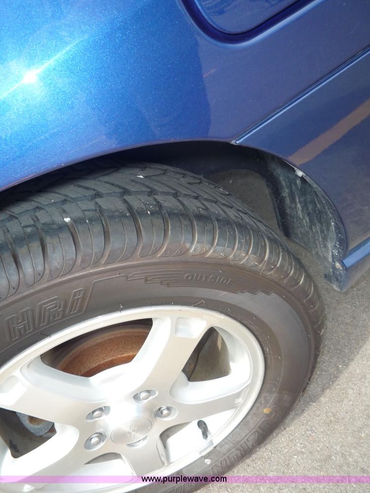 image for item 2151 2004 Chevrolet Impala LS