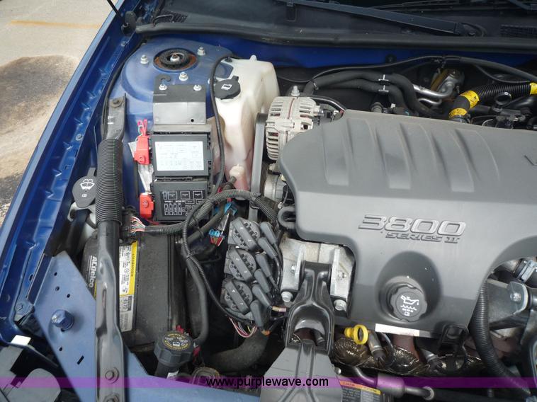 image for item 2151 2004 Chevrolet Impala LS