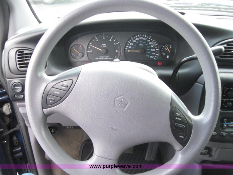 image for item 2242 2000 Dodge Grand Caravan SE minivan