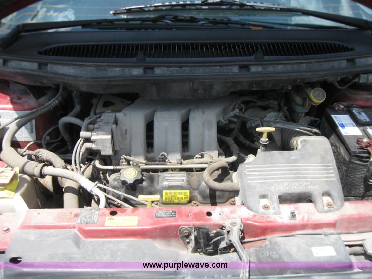image for item 2243 2000 Dodge Grand Caravan SE minivan