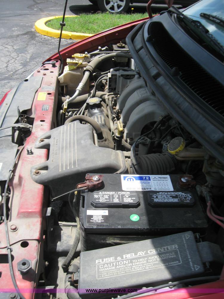 image for item 2243 2000 Dodge Grand Caravan SE minivan