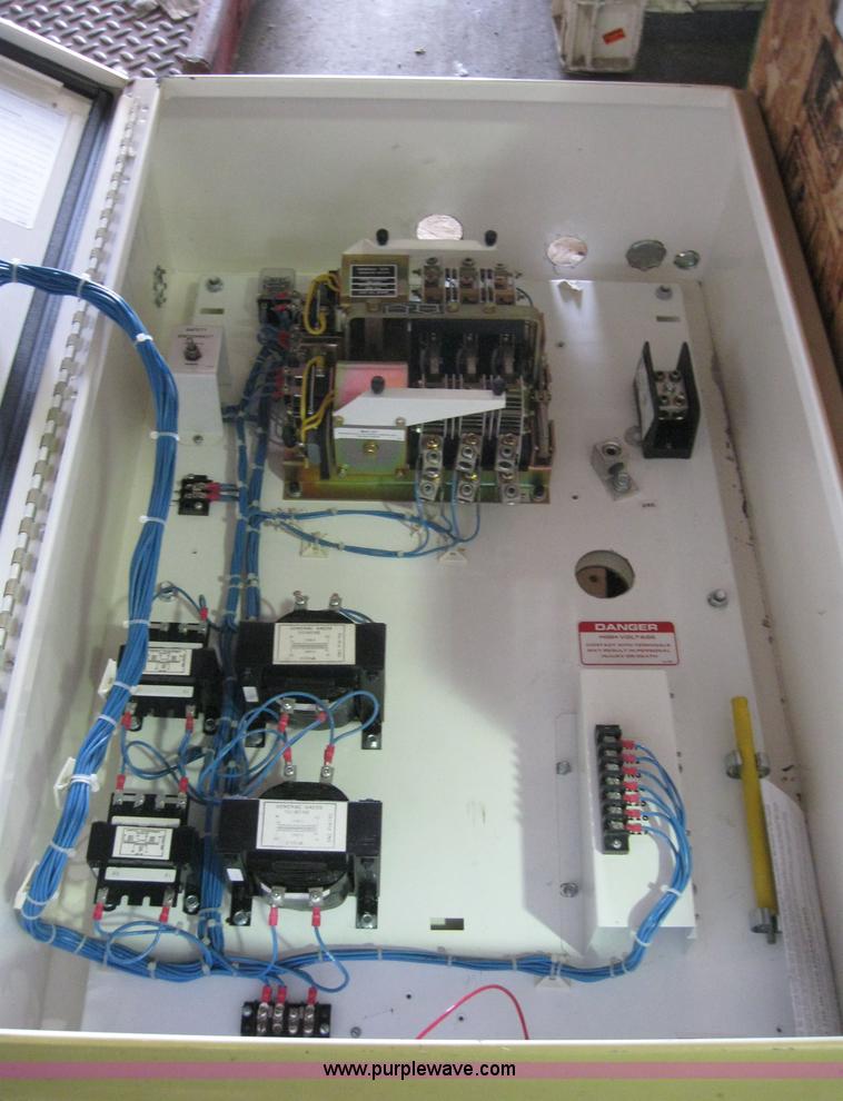 image for item 2281 Generac 90A04371-5 generator with transfer switch