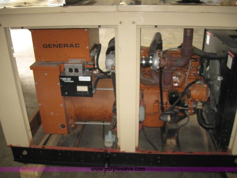 image for item 2281 Generac 90A04371-5 generator with transfer switch