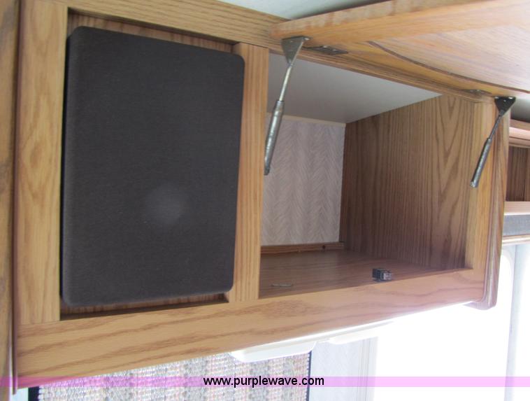 image for item 3381 1992 Fleetwood Pace Arrow RV