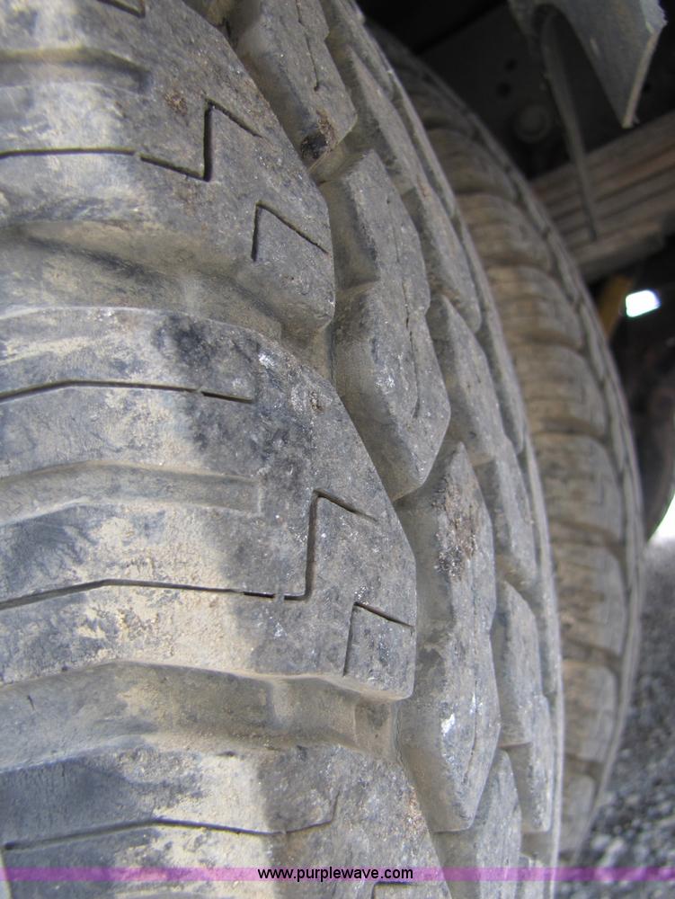 image for item 3381 1992 Fleetwood Pace Arrow RV