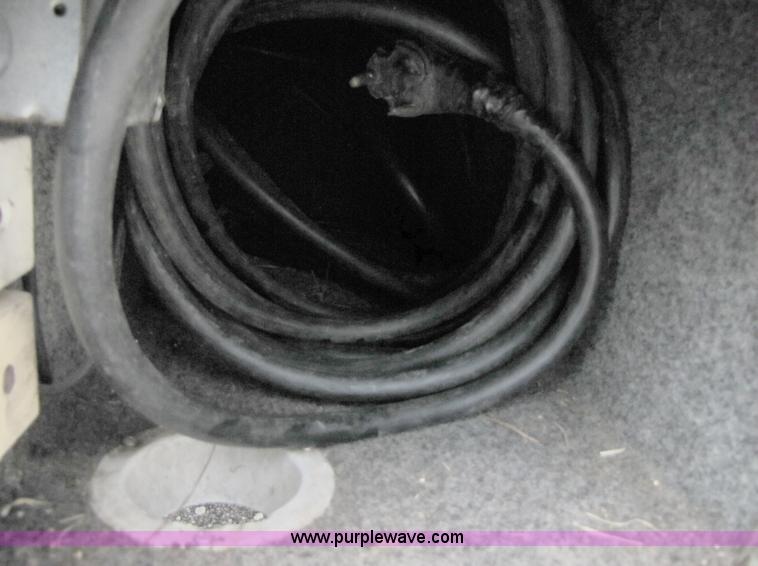 image for item 3381 1992 Fleetwood Pace Arrow RV