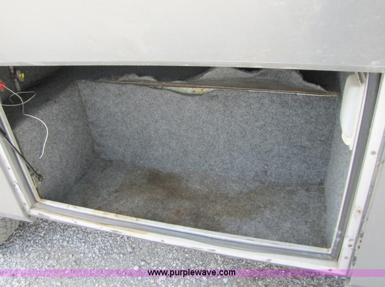 image for item 3381 1992 Fleetwood Pace Arrow RV