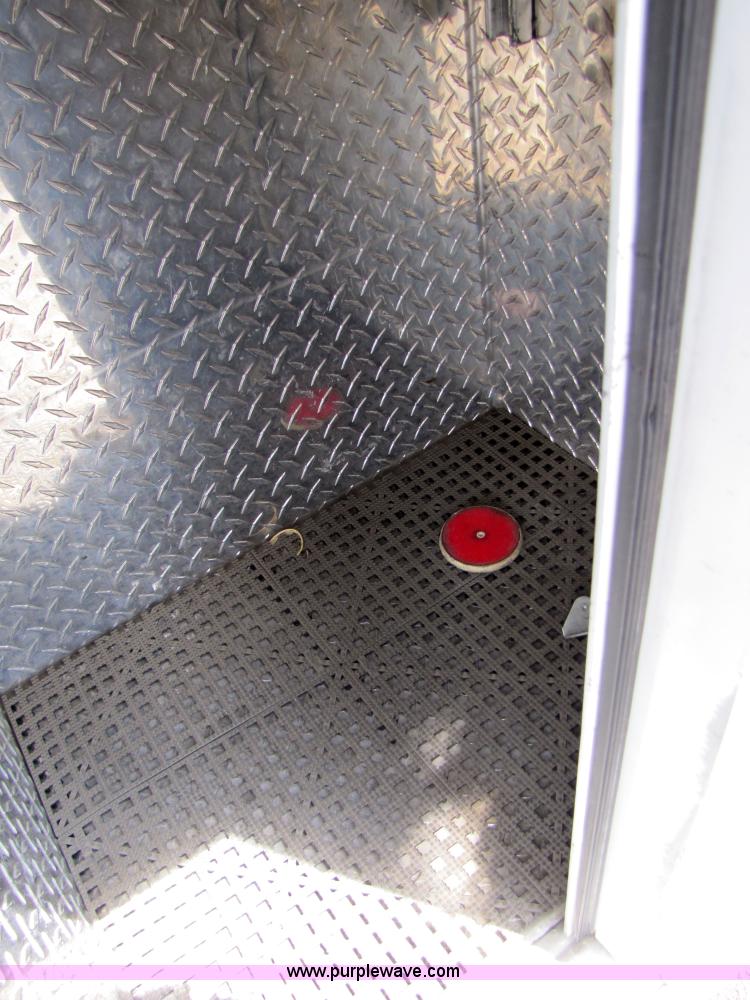 image for item 3510 1997 Ford F350 ambulance