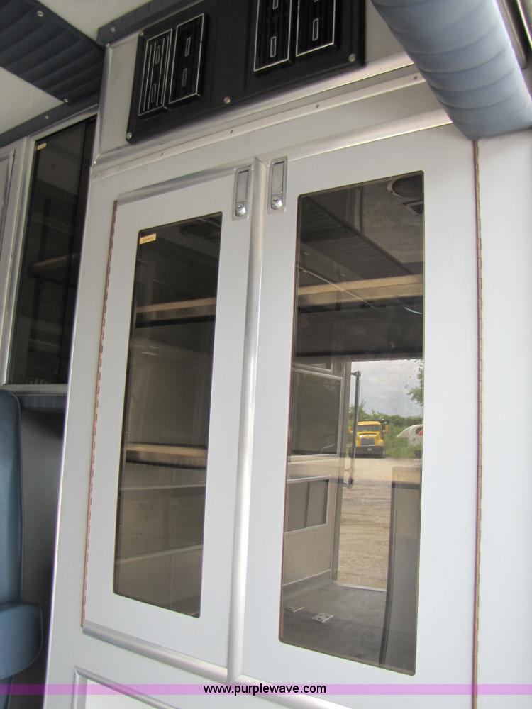 image for item 3510 1997 Ford F350 ambulance