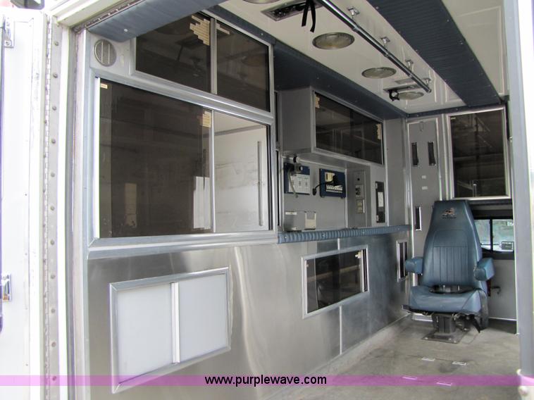 image for item 3510 1997 Ford F350 ambulance