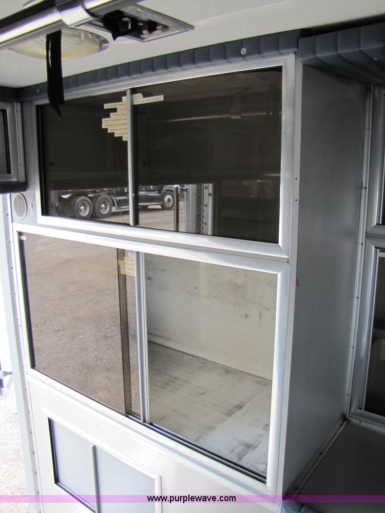 image for item 3510 1997 Ford F350 ambulance