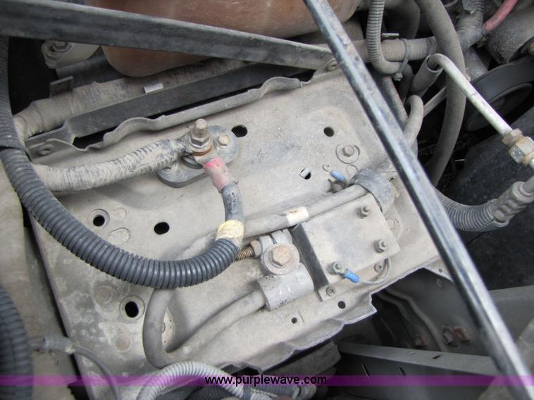 image for item 3510 1997 Ford F350 ambulance