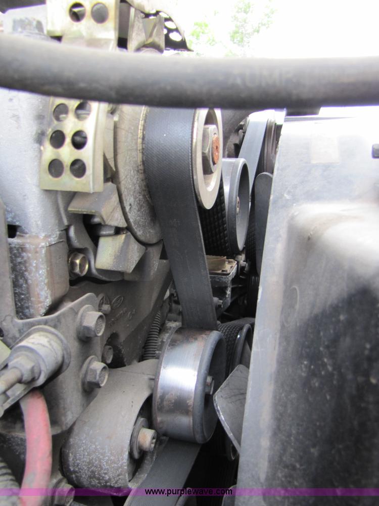 image for item 3510 1997 Ford F350 ambulance