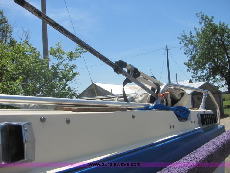 image for item 4616 1976 Glastron 25' cabin cruiser boat with trailer