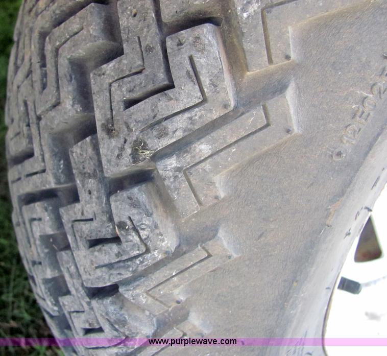 image for item 4616 1976 Glastron 25' cabin cruiser boat with trailer