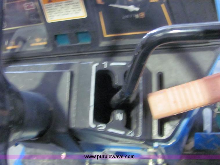 image for item 4637 Ford New Holland 2120 tractor