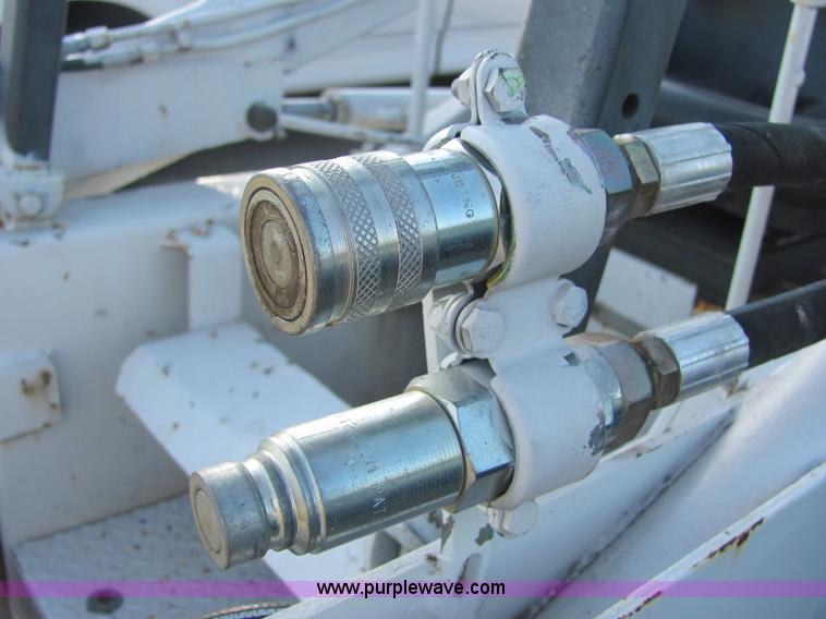 image for item 4762 Bobcat M600 skid steer