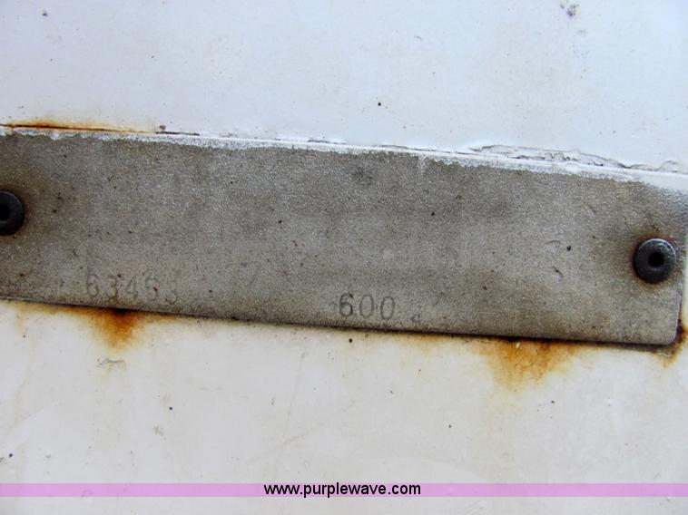 image for item 4762 Bobcat M600 skid steer