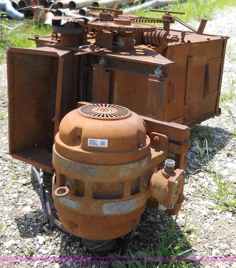 image for item 5003 Roller mill with electric motor