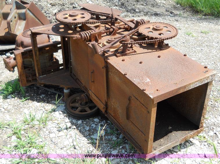 image for item 5003 Roller mill with electric motor