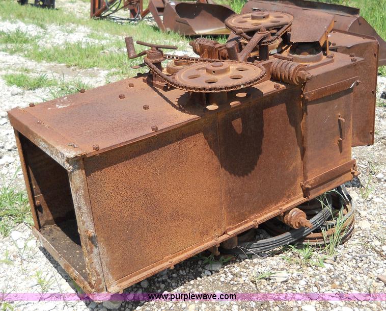 image for item 5003 Roller mill with electric motor